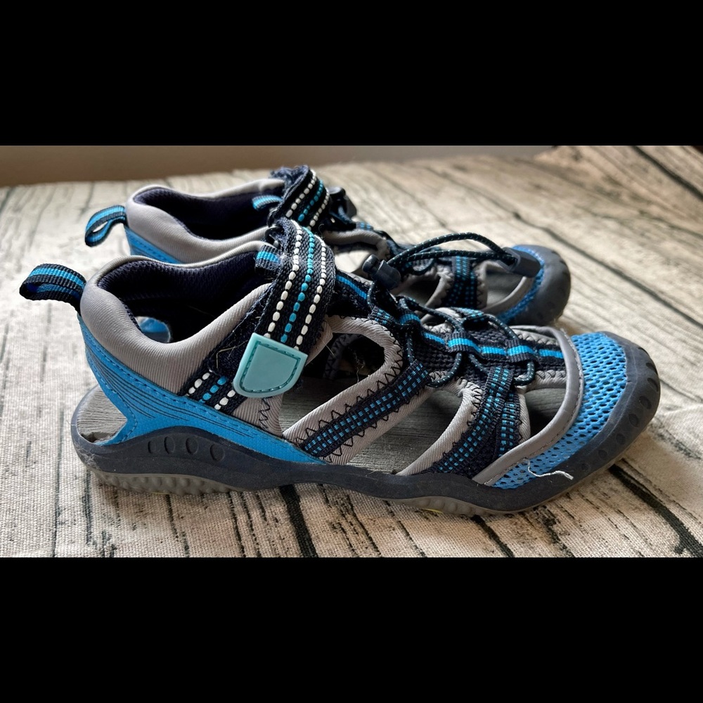 Boys sandals